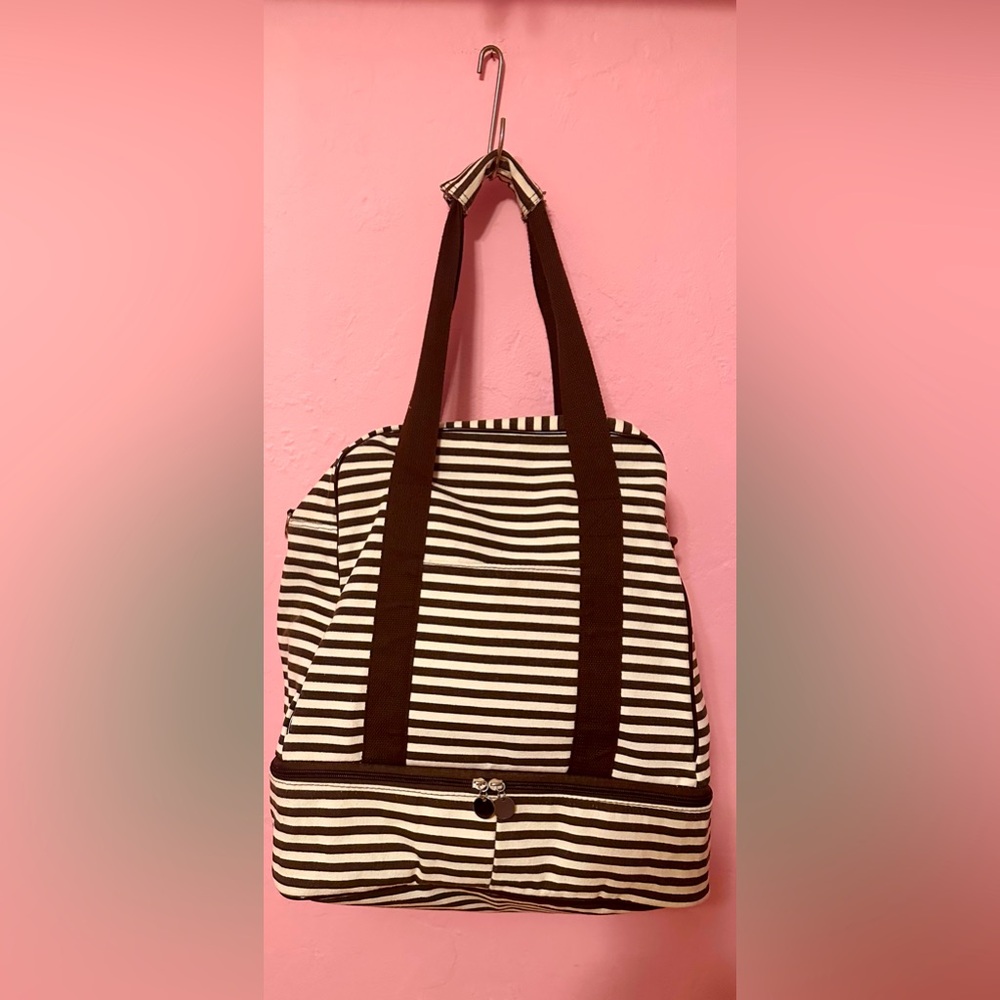 Large Striped Travel Weekender Bag Tote-w/Top & Bottom Zippers-Preowned Like New